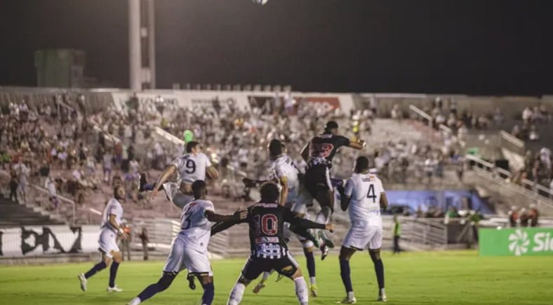 Leia mais sobre o artigo Na liderança da série C: Botafogo-PB domina e vence o Aparecidense no Almeidão