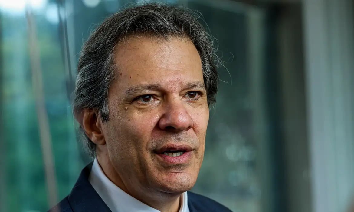 Leia mais sobre o artigo Haddad anuncia R$ 25,9 bilhões em cortes de despesas obrigatórias; ministro diz que determinação de Lula é cumprir arcabouço fiscal