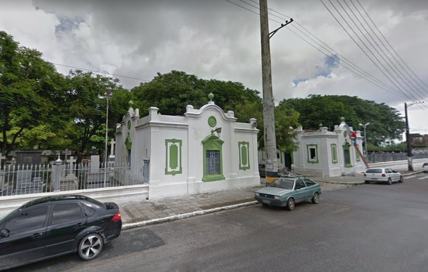 Leia mais sobre o artigo JOÃO PESSOA: Adolescente portando arma é apreendido em cemitério