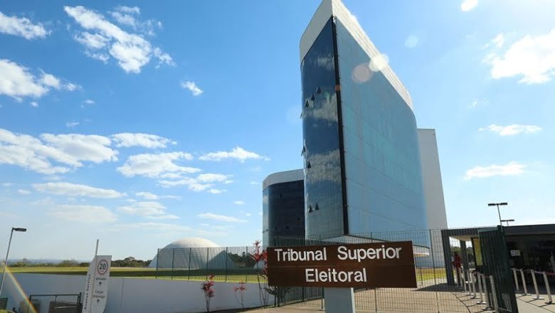 Leia mais sobre o artigo Conselho de Comunicação discute regulamentação das redes sociais nas eleições