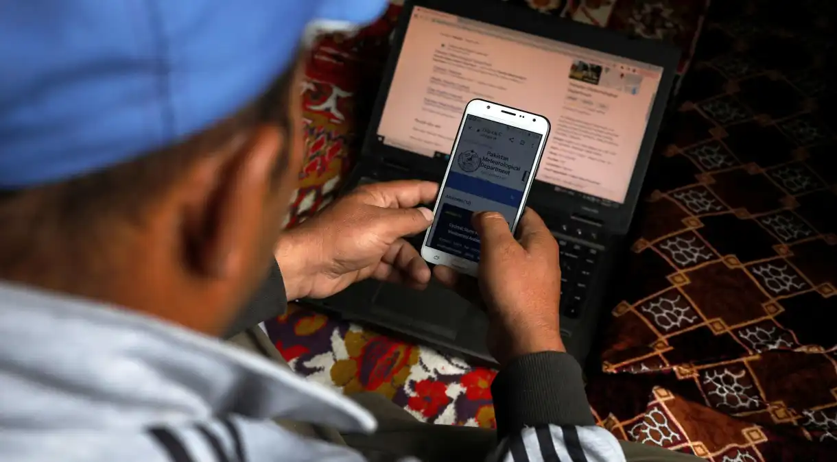 Leia mais sobre o artigo Mais de 10 milhões de brasileiros não acessam internet por não saberem usar a tecnologia, diz IBGE