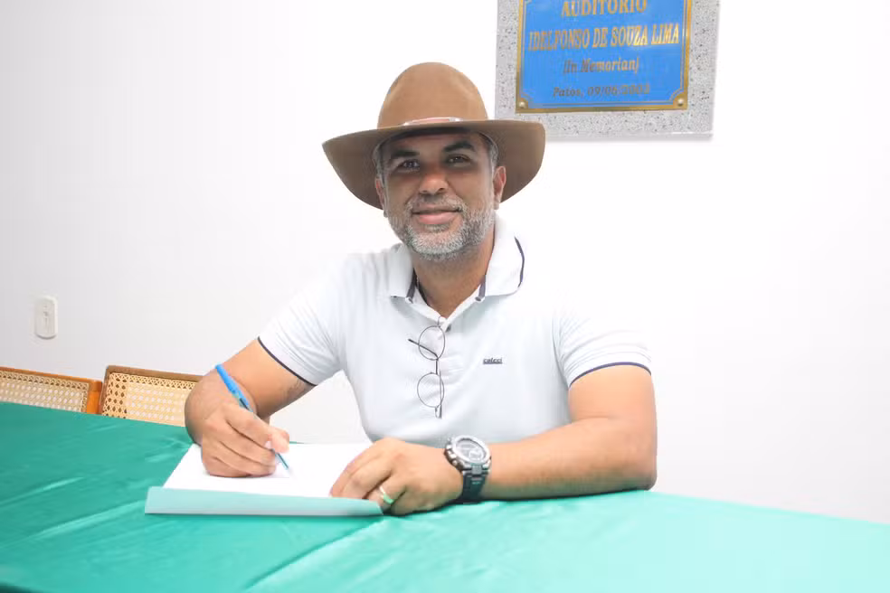 Leia mais sobre o artigo Thiago Cintra é o novo presidente do Nacional de Patos; empresário foi eleito nesta segunda-feira (19)