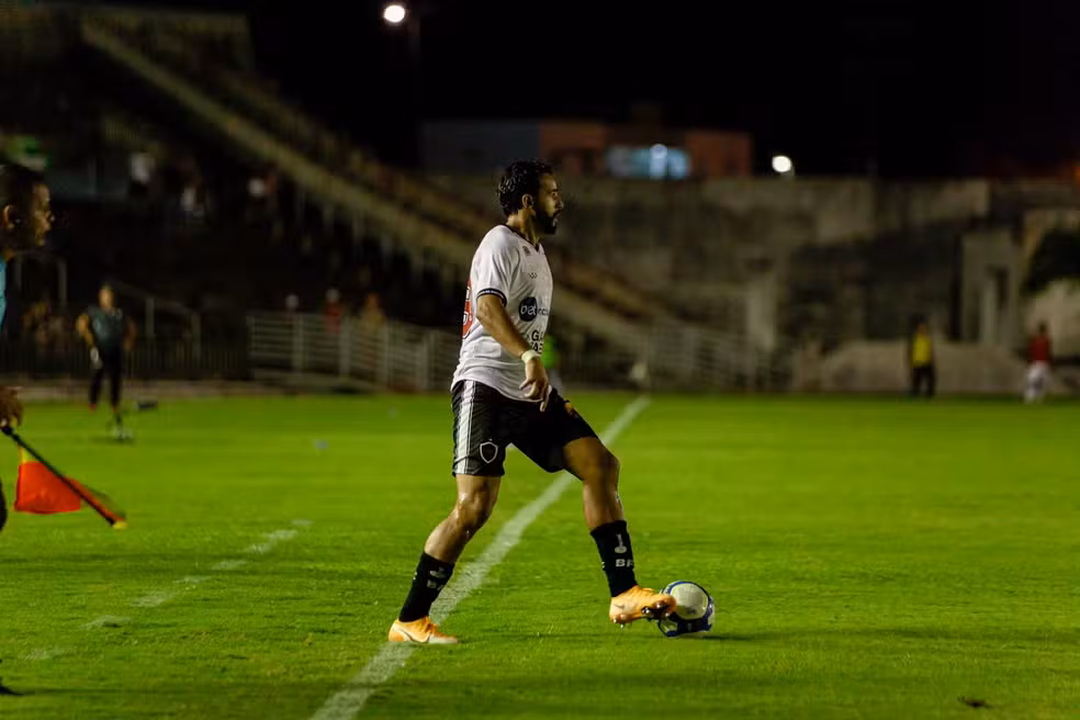 Leia mais sobre o artigo Botafogo-PB vence o Figueirense por 3 a 2 e se classifica para o quadrangular do acesso
