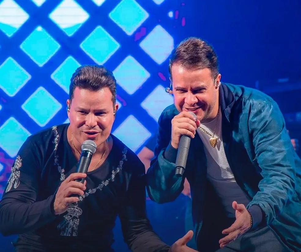 Leia mais sobre o artigo Ônibus da dupla João Neto & Frederico se envolve em acidente na BR-040