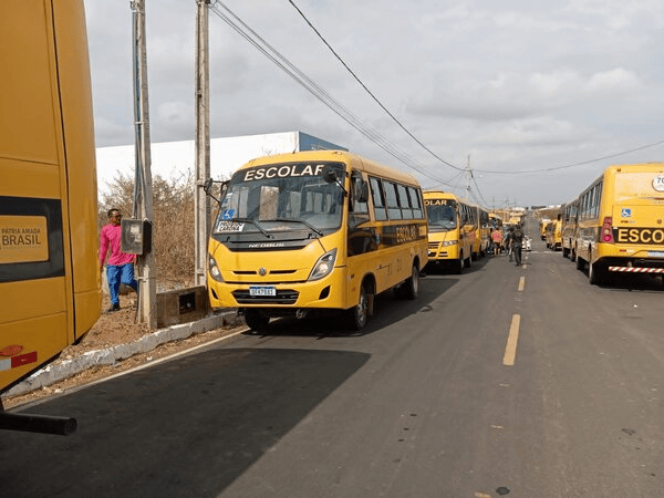 Leia mais sobre o artigo Compromisso: frota municipal de Bom Jesus é 100% aprovada em vistoria do Ministério Público, DETRAN e IMETRO