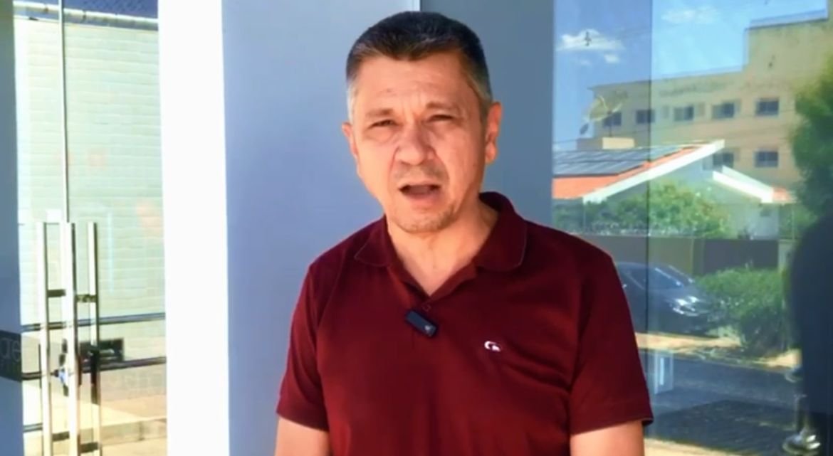 Leia mais sobre o artigo VÍDEO: Segunda etapa de pavimentação asfáltica é iniciada em Cajazeiras; Secretário de Infraestrutura dá detalhes