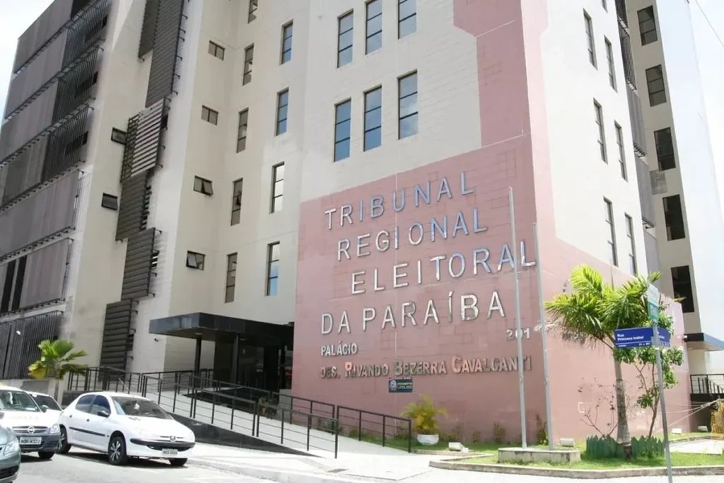 Leia mais sobre o artigo ELEIÇÕES 2024: Justiça Eleitoral determina remoção de publicações de Queiroga contra Cícero e Lauremília