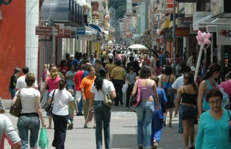 Leia mais sobre o artigo Setor de Serviços da Paraíba Cresce 6,8% em Setembro, Superando Média Nacional