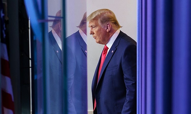 Leia mais sobre o artigo Efeito Trump: dólar dispara, juros futuros dos EUA avançam e bitcoin bate recorde após eleições