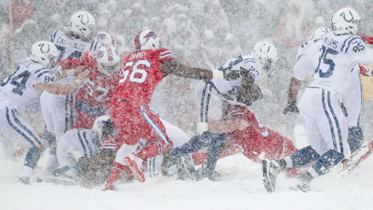 Leia mais sobre o artigo Josh Allen brilha e leva o Buffalo Bills à vitória sobre os 49ers, conquistando quinto título consecutivo da AFC Leste