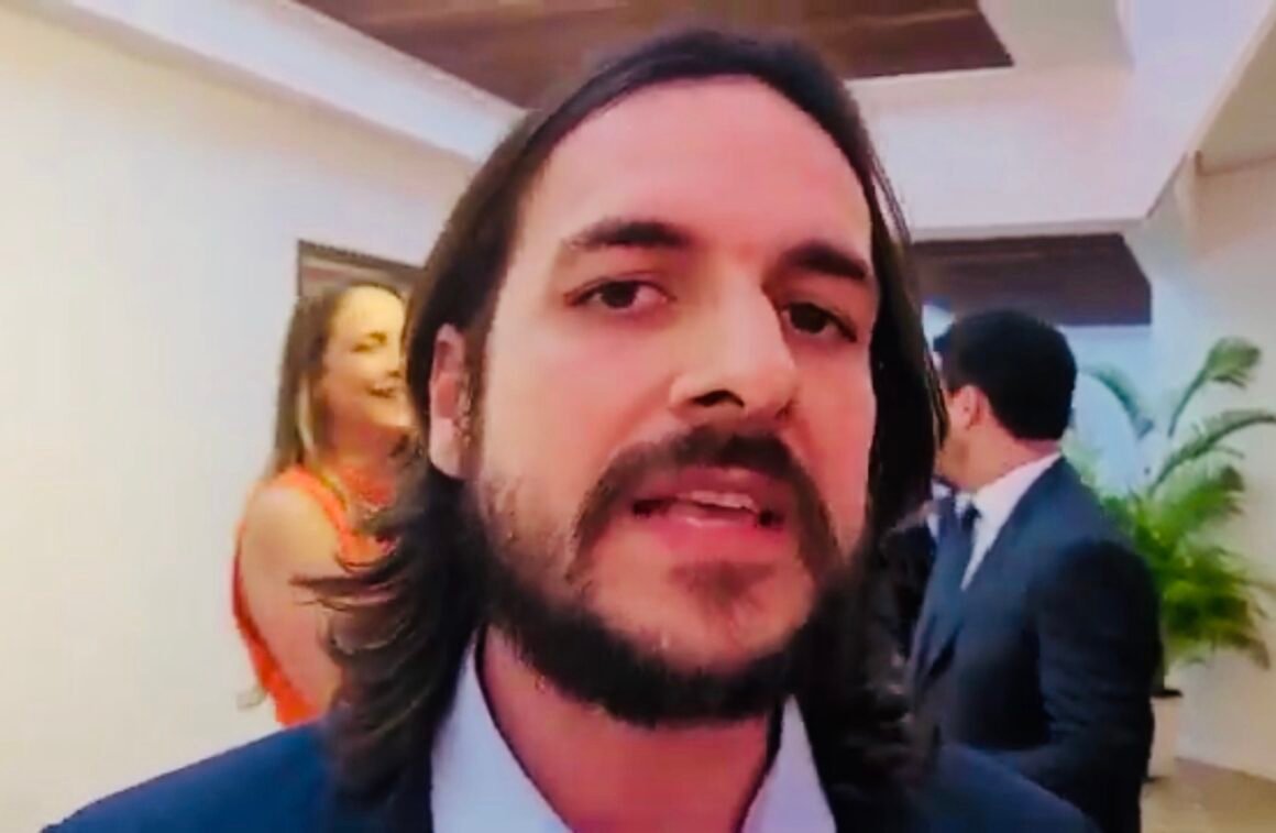 Leia mais sobre o artigo Pedro Cunha Lima diz que fica na oposição independente de uma federação PSDB-PSD