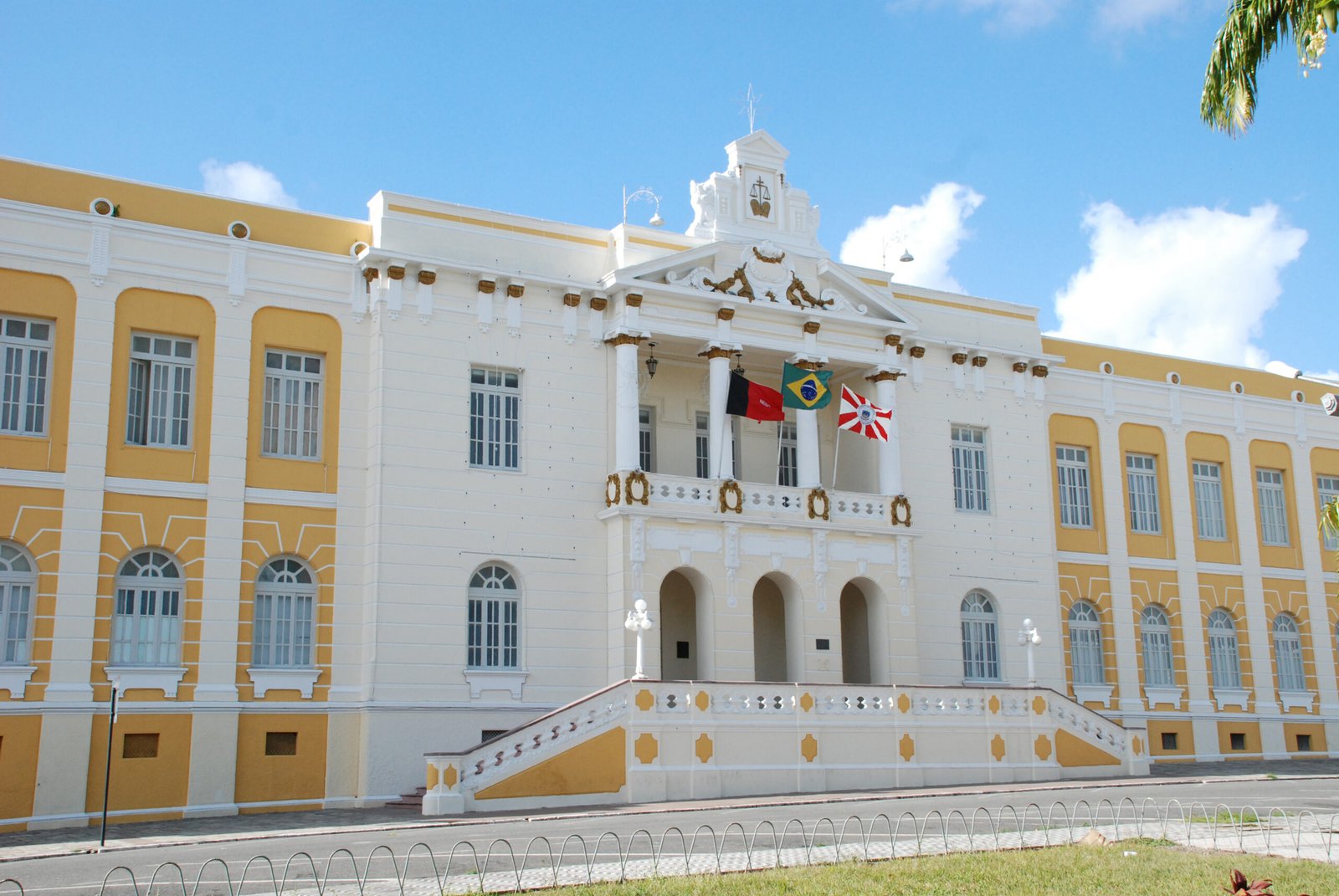 Leia mais sobre o artigo Tribunal de Justiça da Paraíba cumpre Meta 10 do CNJ com percentual superior a 200%