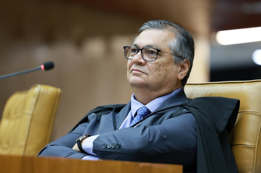 Leia mais sobre o artigo Dino manda CGU auditar R$ 469 milhões enviados via emendas Pix sem ter detalhes de como serão gastos