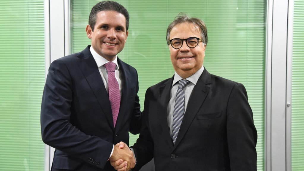 Leia mais sobre o artigo Reunião de Hugo Mota com os Tribunais de Contas vai  tratar da PEC da Essencialidade