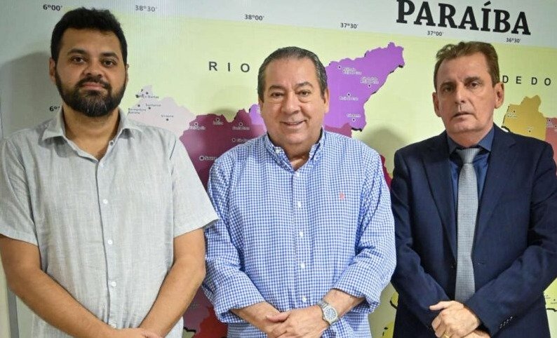 Leia mais sobre o artigo Chico Mendes Luta por Futuro Promissor para Cachoeira dos Índios em Audiência com Governo da Paraíba