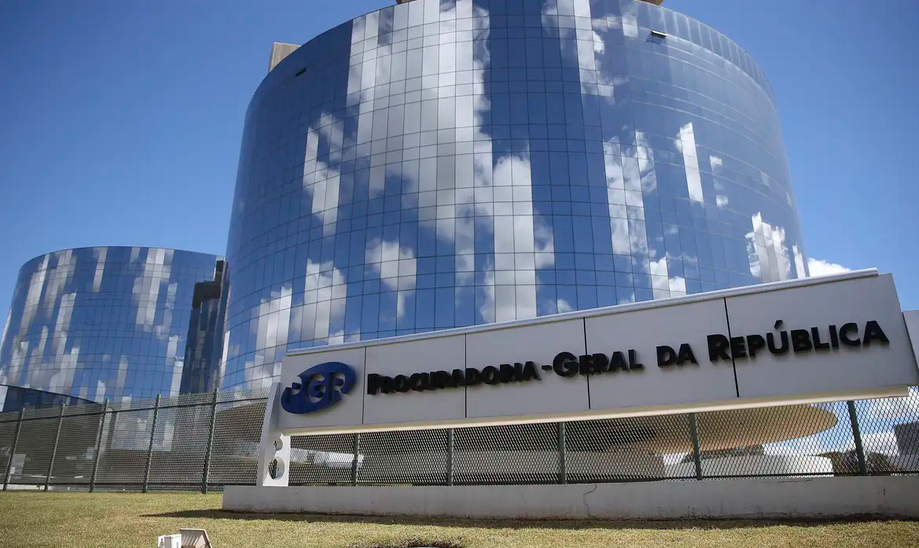 Leia mais sobre o artigo Parecer da PGR é contra pedido de Braga Netto por mais prazo de defesa