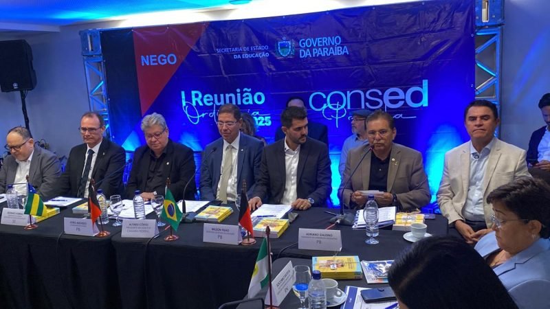 Leia mais sobre o artigo Secretários de Educação se reúnem em JP para discutir piso dos professores no Brasil