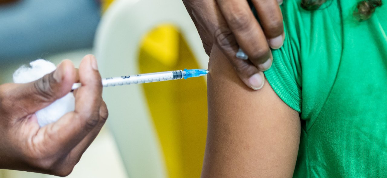 Leia mais sobre o artigo Paraíba participa com 100% dos municípios em mobilização nacional de vacinação nas escolas