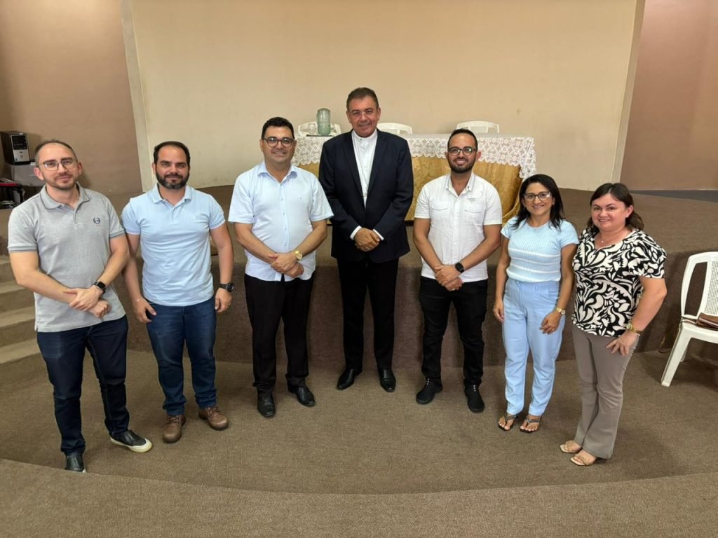 Leia mais sobre o artigo Bispo Diocesano realiza primeira reunião com a Coordenação Diocesana de Pastoral