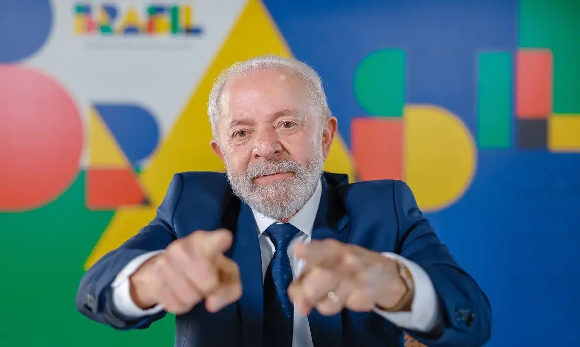 Leia mais sobre o artigo Aprovação de Lula é de 50,2% e desaprovação, 49,7%, mostra pesquisa AtlasIntel/Bloomberg