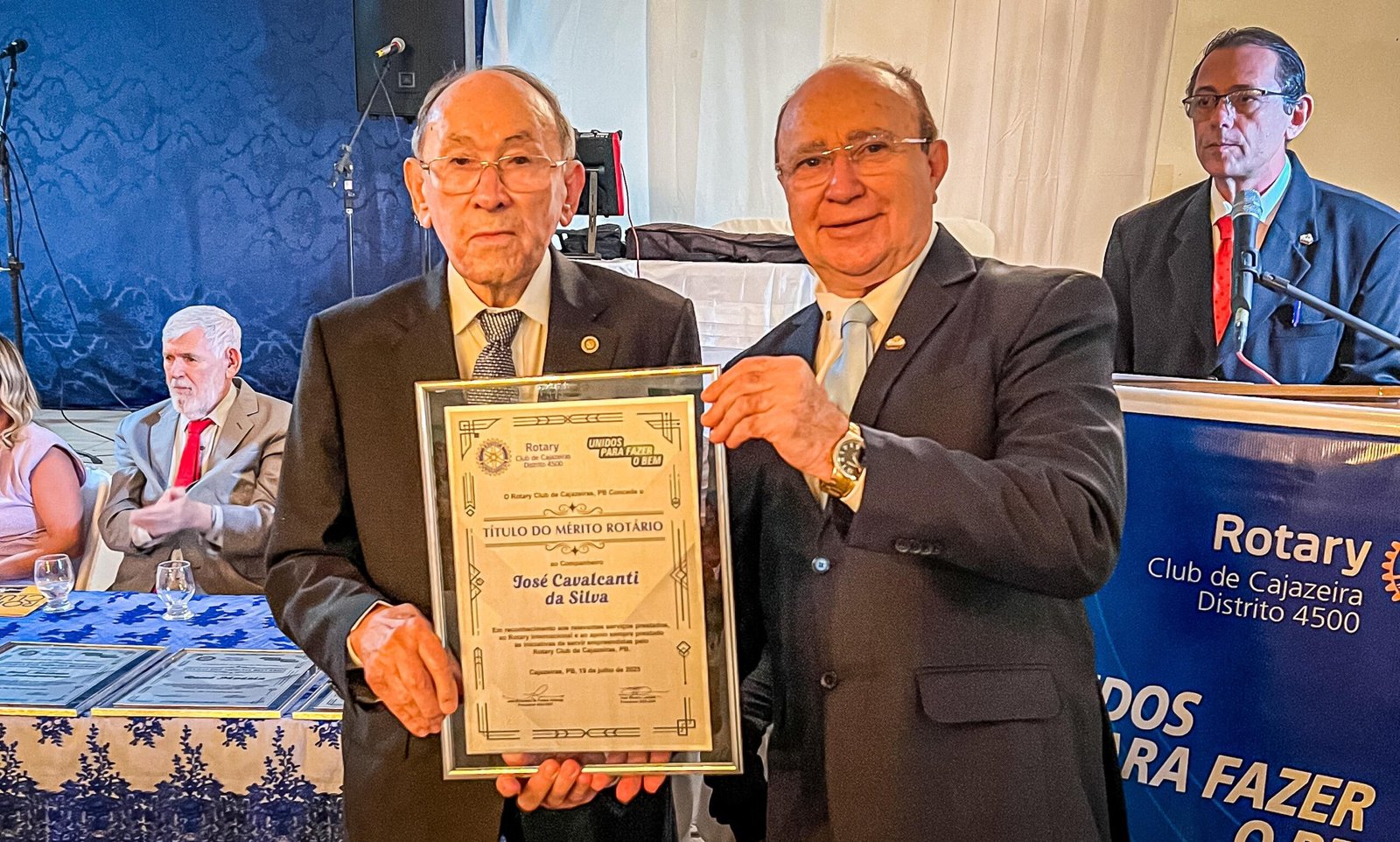 Leia mais sobre o artigo José Cavalcante, do Sistema Difusora, recebe Título do Mérito Rotário em reconhecimento à sua contribuição para Cajazeiras