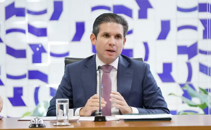 Leia mais sobre o artigo PEC da Blindagem: Câmara aprova emenda que retoma voto secreto para dar aval a processos contra parlamentares