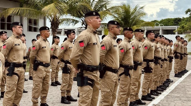 Leia mais sobre o artigo João Azevêdo anuncia promoção de 179 policiais militares e reforça compromisso com valorização da segurança pública na Paraíba