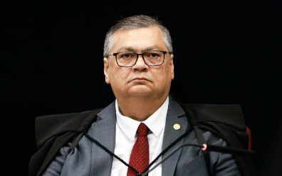 Leia mais sobre o artigo Flávio Dino manda PF apurar uso irregular de emendas em municípios da Paraíba