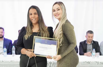 Leia mais sobre o artigo Câmara de São José de Piranhas realiza sessão solene e homenageia personalidades