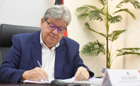 Leia mais sobre o artigo Paraíba fecha acordo do Fundef e assegura repasse bilionário para professores