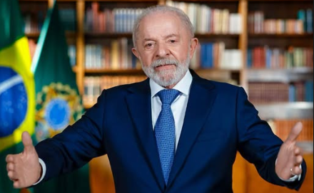 Leia mais sobre o artigo Lula defende nova isenção do IR e critica privilégio da elite