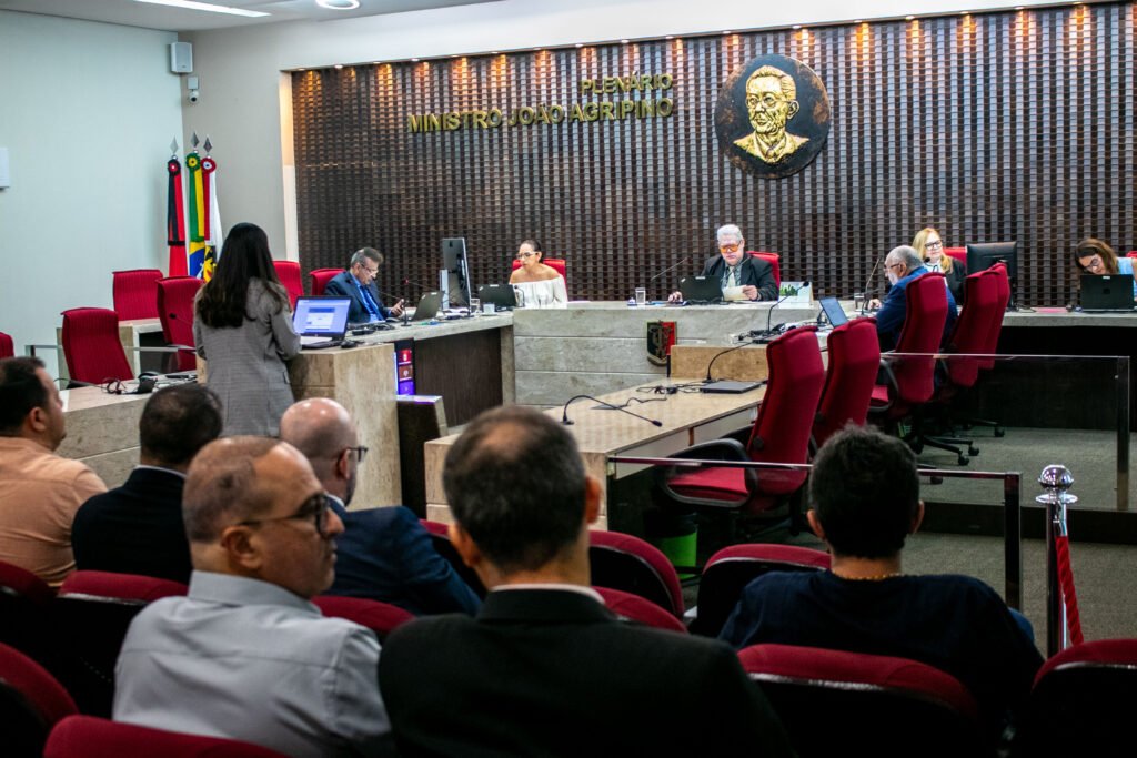 Leia mais sobre o artigo Despesas não documentadas com pavimentação rendem ao gestor do DER débito de R$ 3 milhões