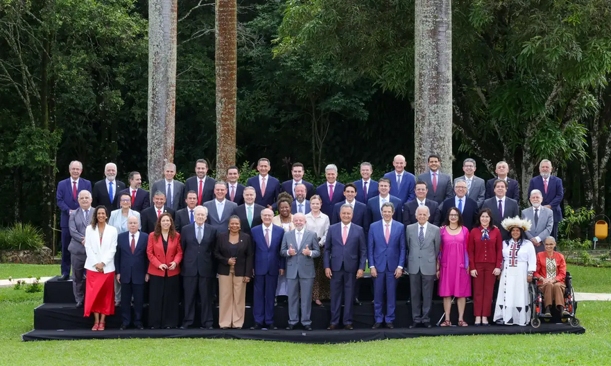 Leia mais sobre o artigo Em última reunião ministerial, Lula diz que 2026 será o ano da verdade