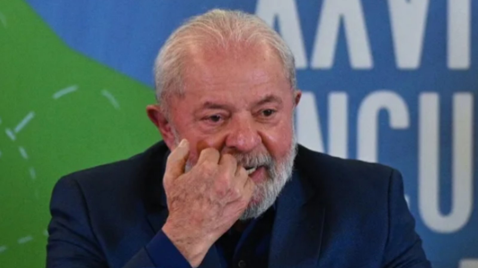 Leia mais sobre o artigo Pesquisa mostra alta na rejeição e queda na aprovação do governo Lula