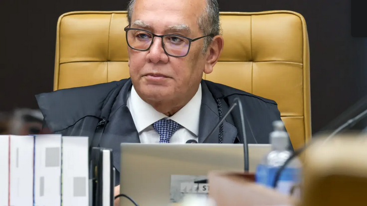 Leia mais sobre o artigo Senadores articulam PEC contra decisão de Gilmar Mendes que restringe impeachment de ministros