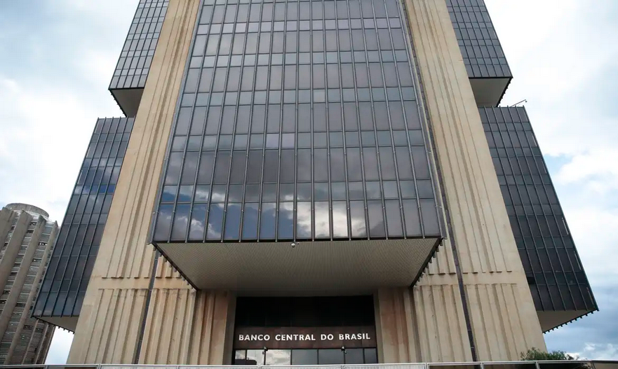 Leia mais sobre o artigo Entidades financeiras defendem atuação do Banco Central no caso Master