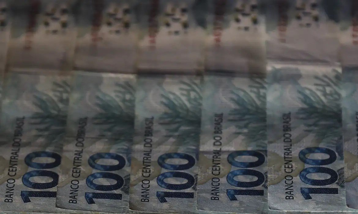 Leia mais sobre o artigo Arrecadação federal bate recorde de R$ 2,89 trilhões em 2025