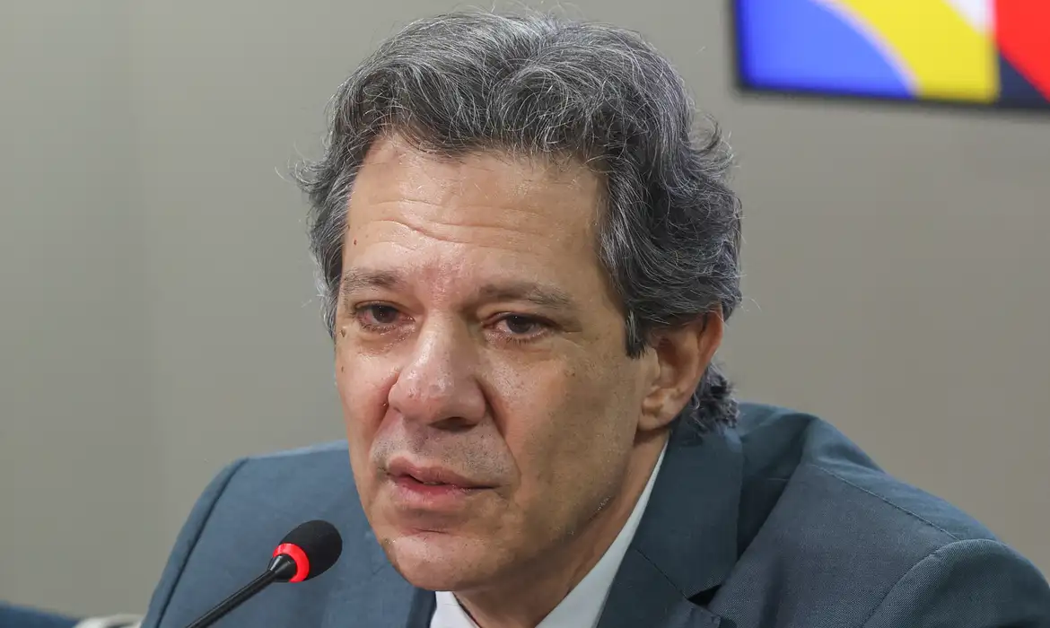 Leia mais sobre o artigo Haddad propõe que Banco Central fiscalize fundos de investimentos