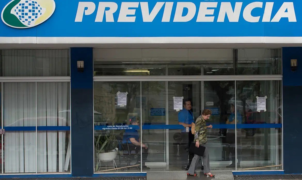 Leia mais sobre o artigo INSS retoma atendimento presencial em agências do país