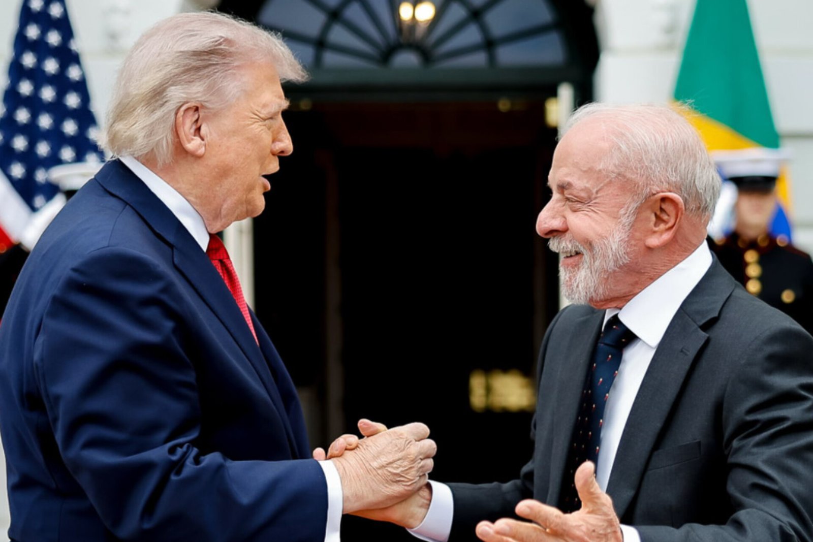 Leia mais sobre o artigo Pesquisa mostra que maioria vê ação dos Estados Unidos contra PCC e CV como interferência no Brasil